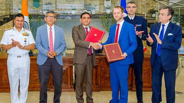 Hindistan ve Fransa, Deniz Kuvvetleri için 26 Rafale-M Uçağı Alımı İçin Anlaşma İmzaladı