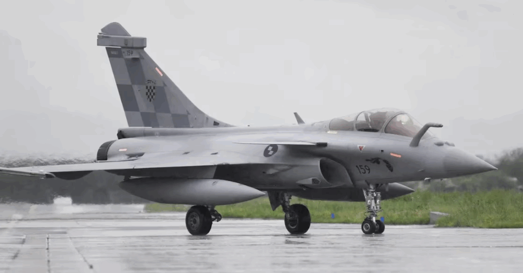 HINDISTAN VE FRANSA, DENIZ KUVVETLERI IÇIN 26 RAFALE-M UÇAĞI ALIMI İÇIN ANLAŞMA İMZALADI 2 HINDISTAN