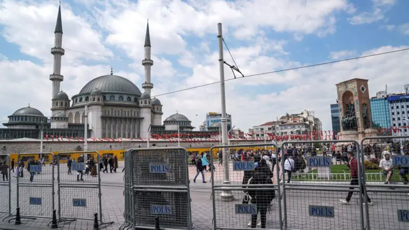 1 MAYIS ÖNLEMİ: TAKSİM’E ÇIKAN TÜM YOLLAR KAPALI