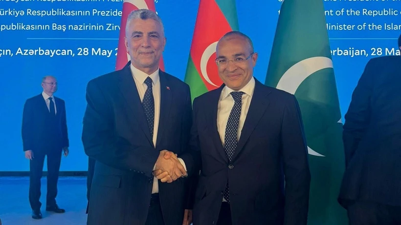 AZERBAYCAN İLE 15 MİLYAR DOLARLIK TİCARET HEDEFİ TEYİTLENDİ TICARET HEDEFI