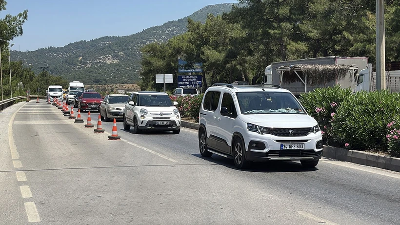 BAYRAMDA BODRUM BÖLGESİNE 50 BİN ARAÇ GİRDİ