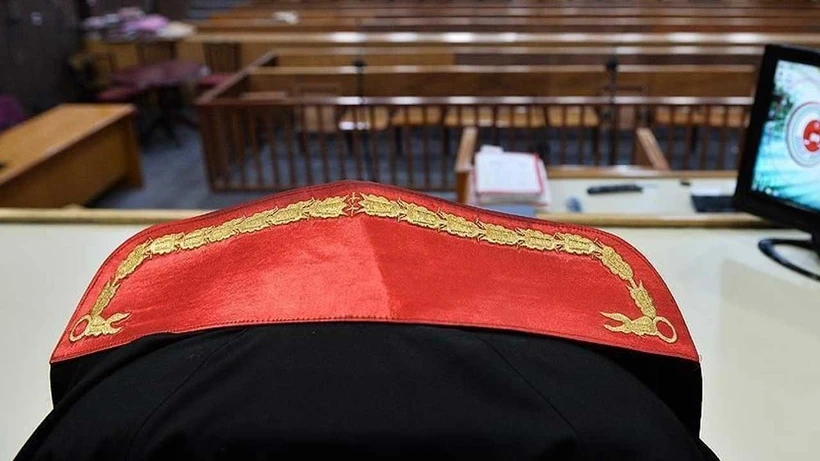 CHP BELEDİYELERİNE YOLSUZLUK SORUŞTURMASINDA 22 KİŞİ TUTUKLANDI
