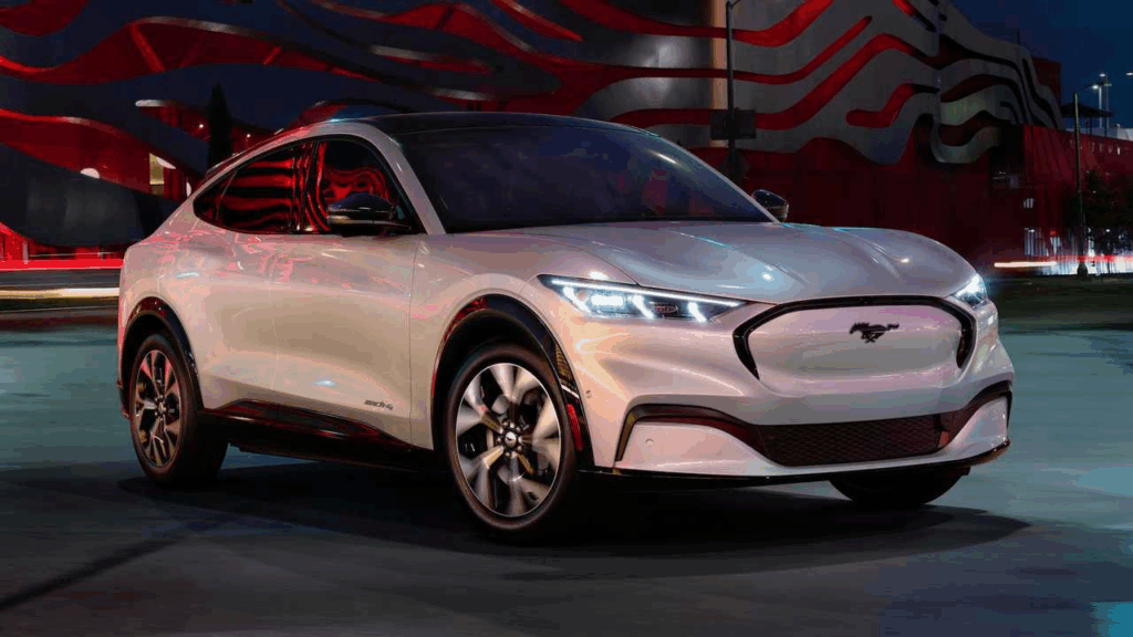 Ford Michigan Batarya Fabrikasını Açacak 2 Ford Michigan Batarya Fabrikasını Açacak
batarya