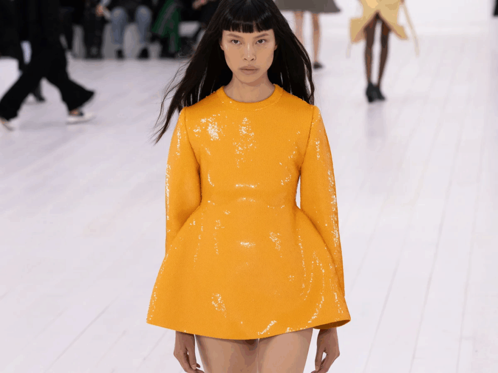 Paris Moda Haftası'nda Parlayan 10 Yıldız 5 image 69